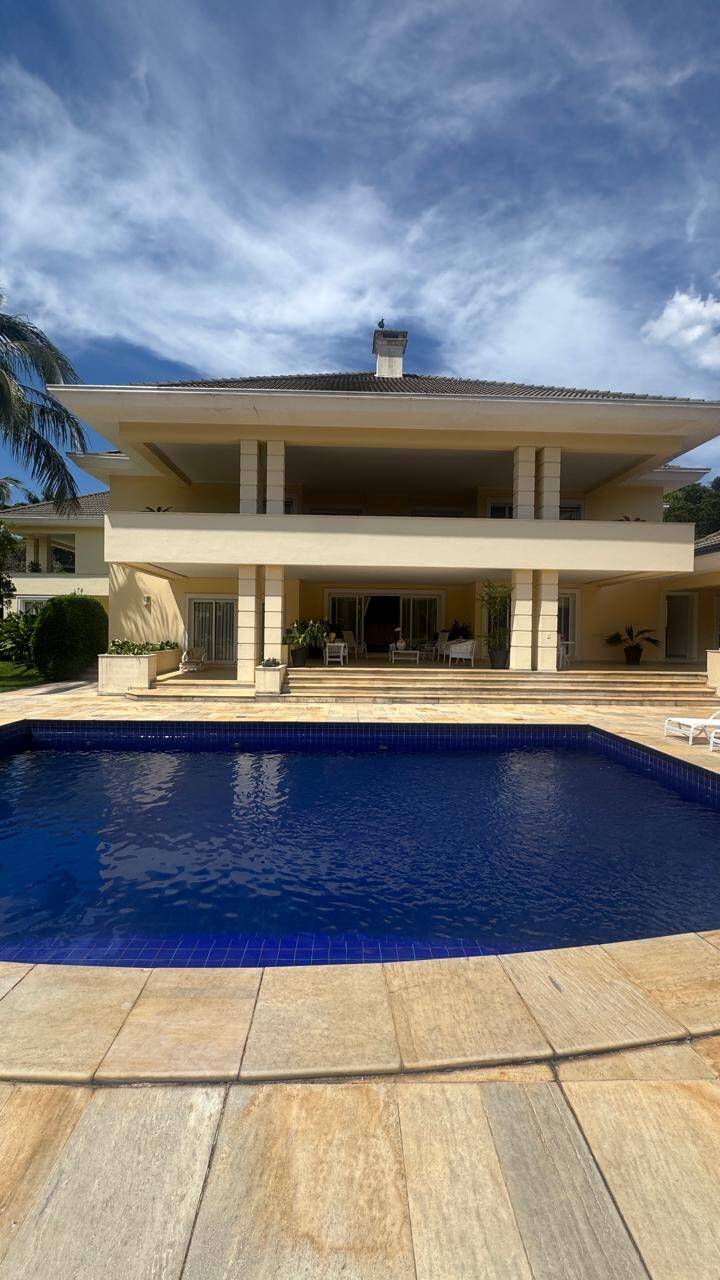 Casa com 5.700m² de terreno no Residencial Tamboré 1