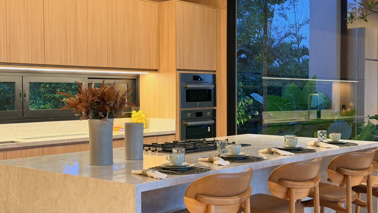 Casa com 7 suítes e vista permanente para o lago na Fazenda Boa Vista
