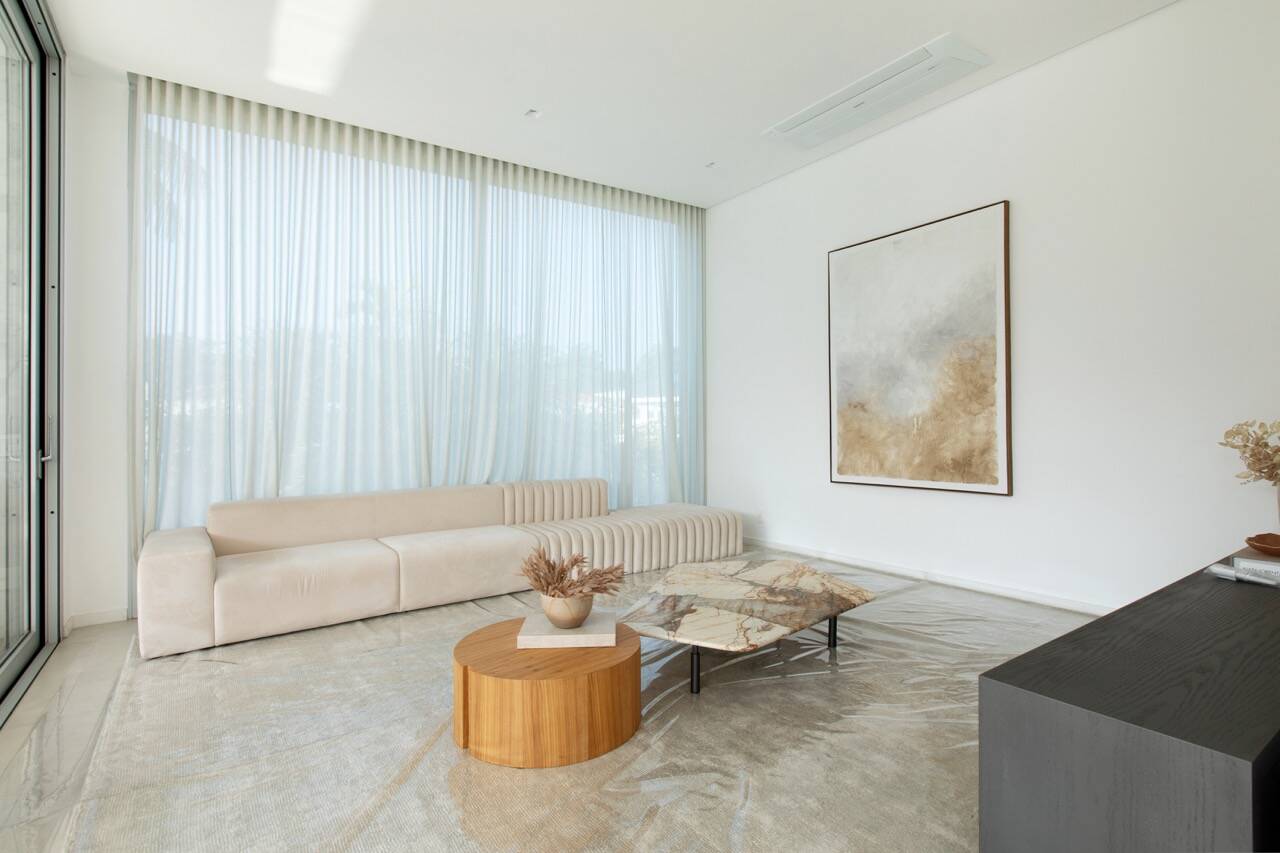 Casa Float à venda em Alphaville | Arquitetura de Sérgio Sampaio