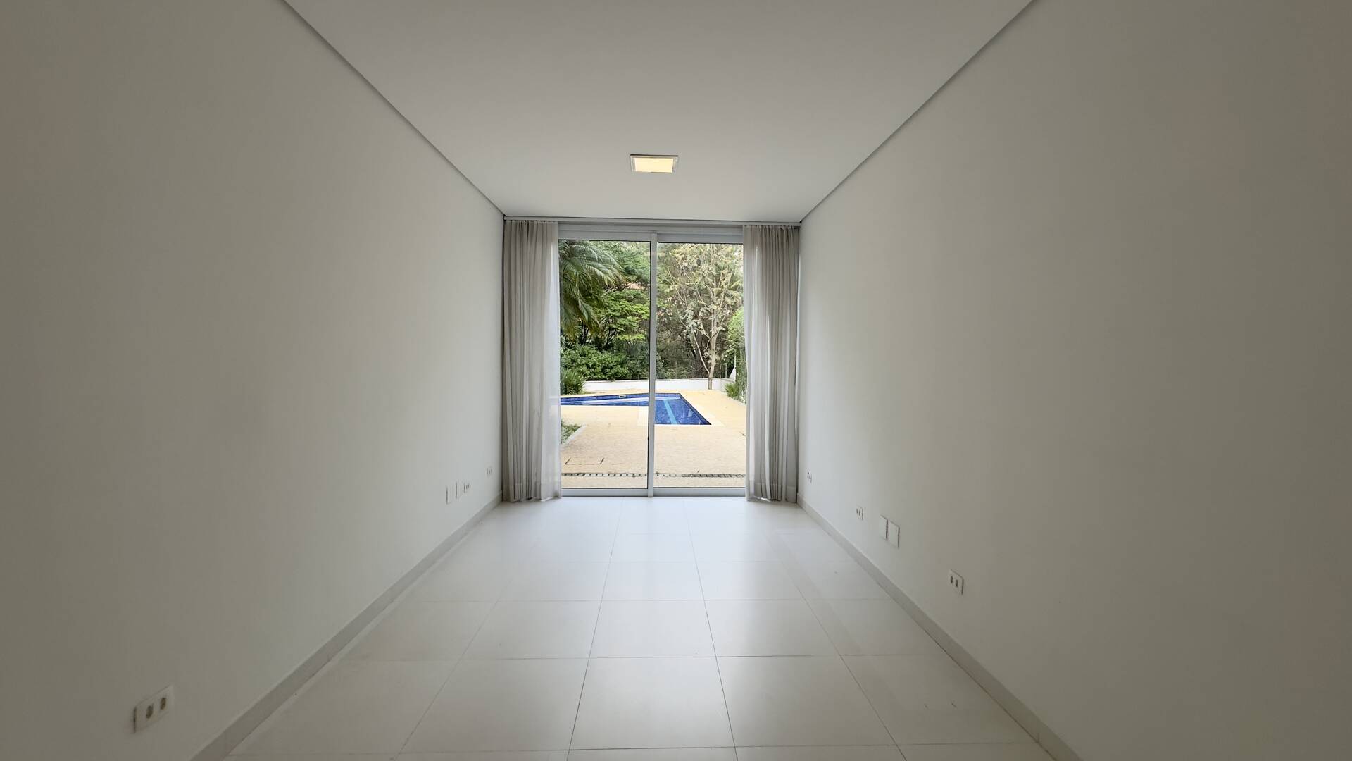 Casa contemporânea sustentável à venda residencial Melville | 4 suítes, elevador e automação