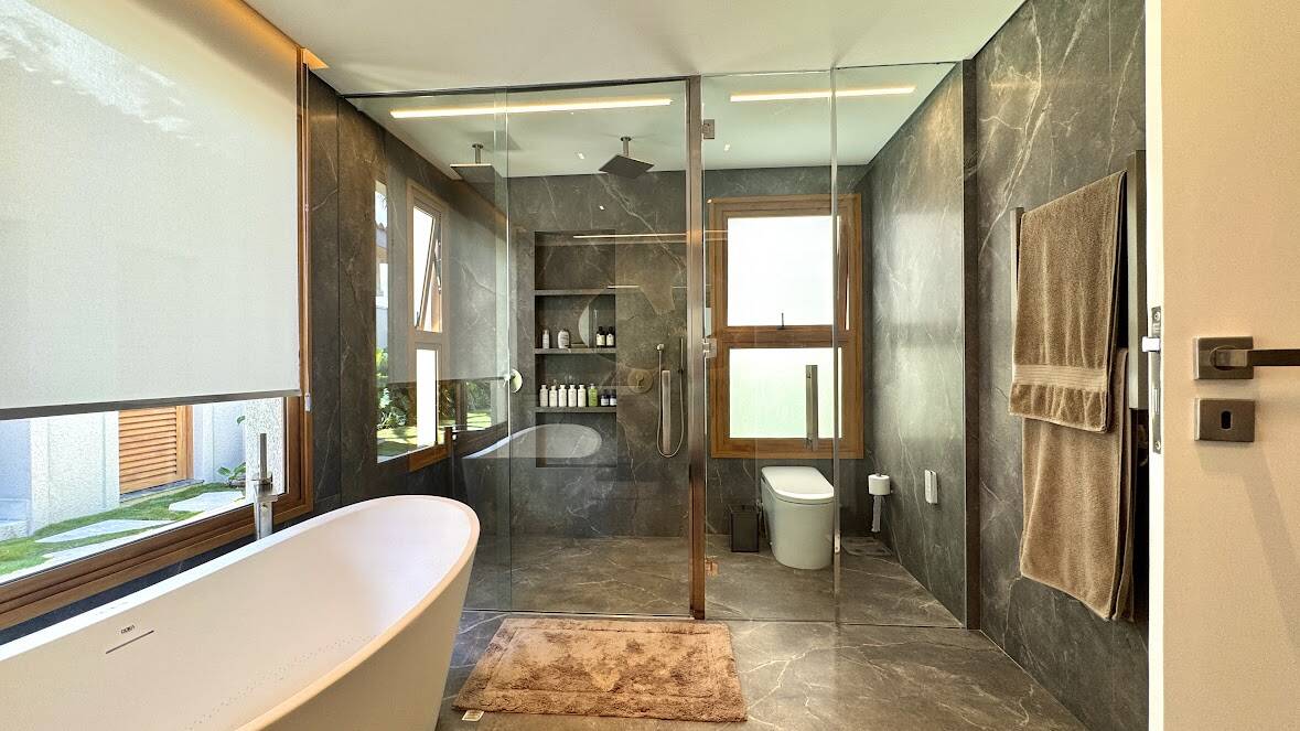 Casa térrea com vista permanente para a reserva à venda no Tamboré 10, Alphaville