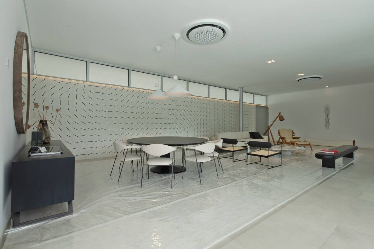 Casa Float à venda em Alphaville | Arquitetura de Sérgio Sampaio