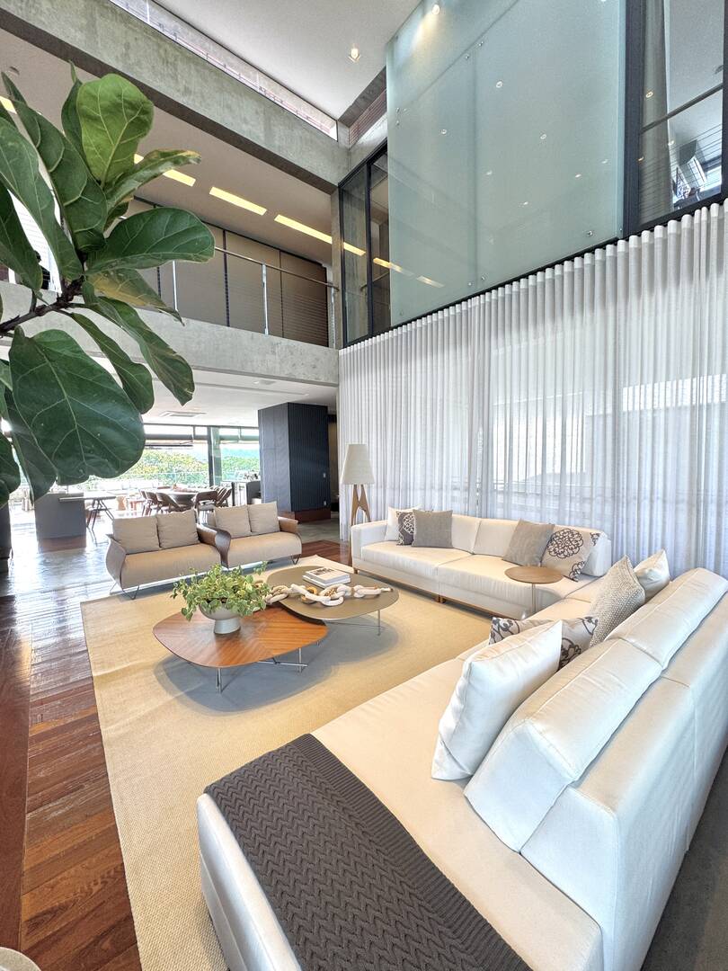 Casa Contemporânea à Venda no Alphaville Gênesis 1 com Vista Permanente para a
