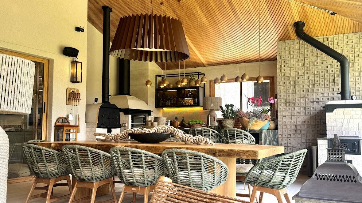 Casa térrea com vista permanente para a reserva à venda no Tamboré 10, Alphaville