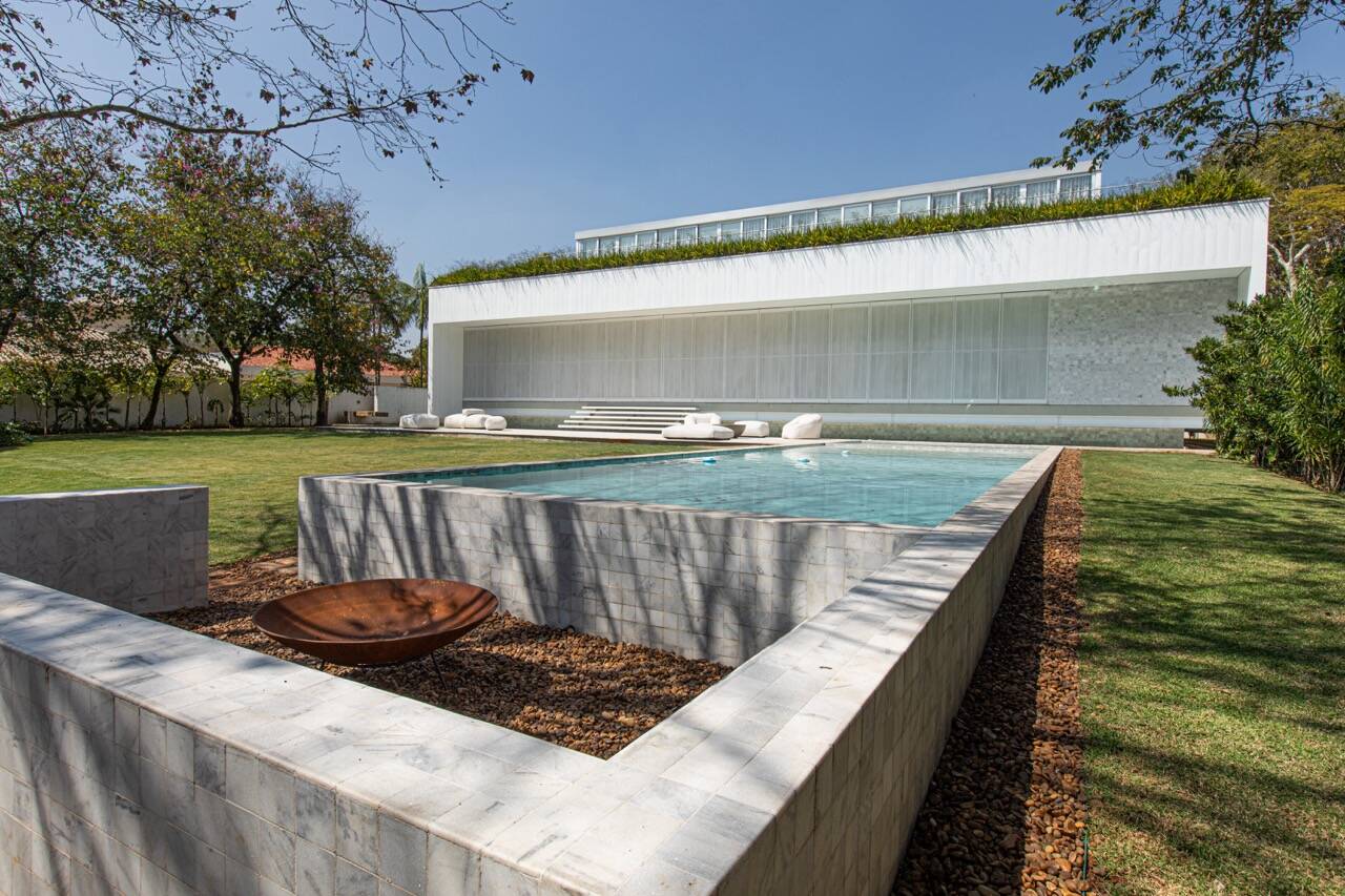 Casa Float à venda em Alphaville | Arquitetura de Sérgio Sampaio