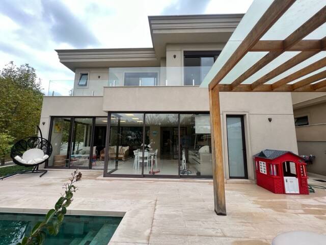 Casa esquina Villa Solaia - Alphaville São Paulo