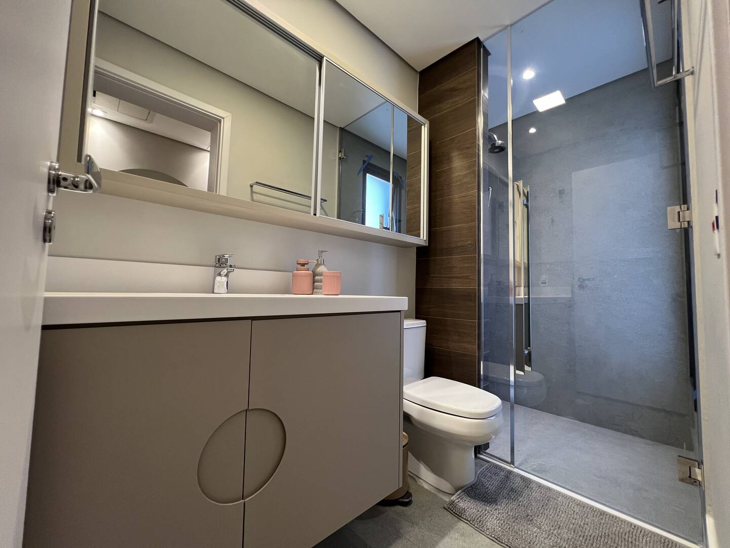 Apartamento à venda no Condomínio Oiapoque em Alphaville com 360 m², 4 suítes e 5 vagas