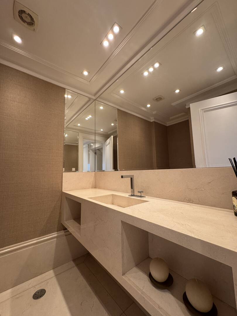 Cobertura duplex à venda em São Paulo com 1.170 m², 4 suítes, piscina privativa e 10 vagas