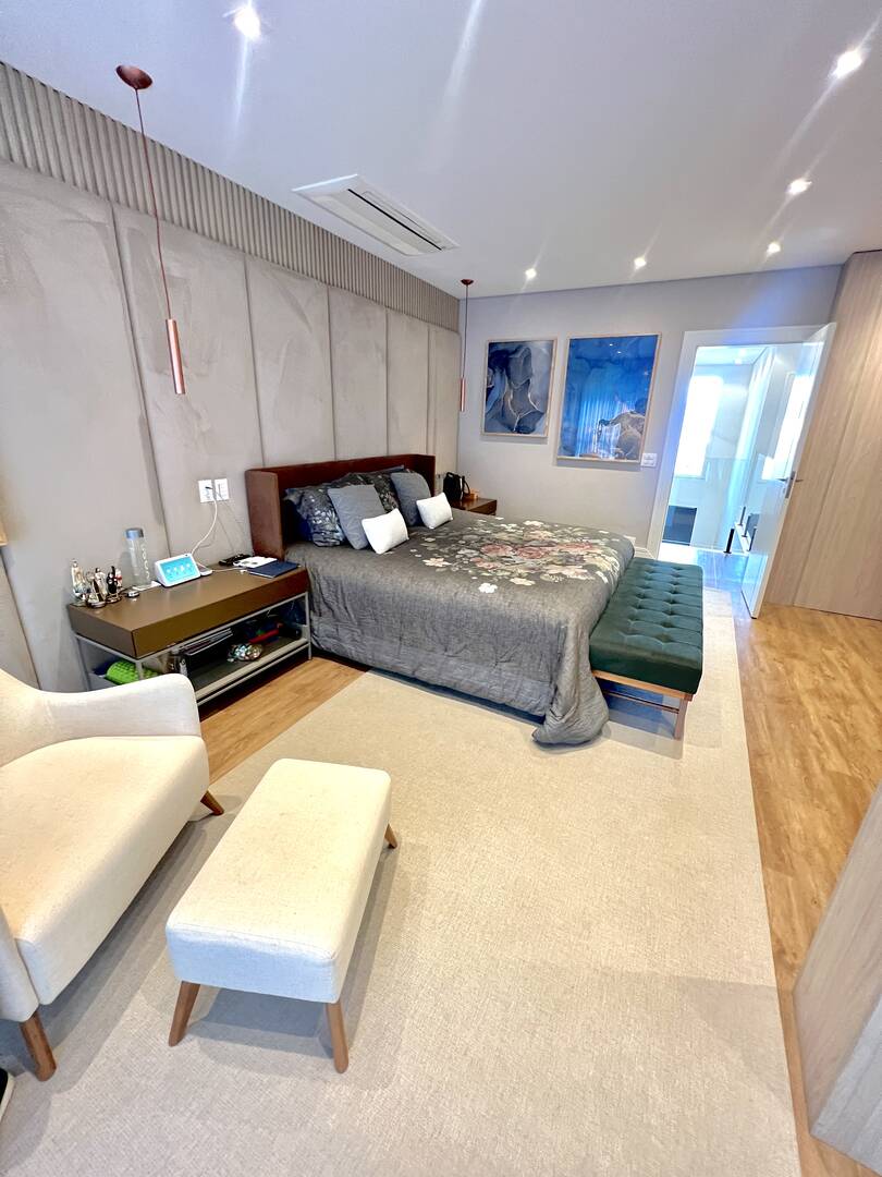 Casa Tamboré 10 mobiliada à venda em Alphaville | 4 suítes, automação e pronta para morar
