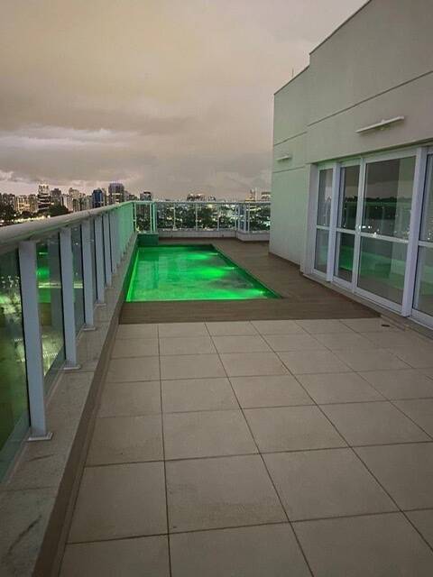 Cobertura Duplex no The Garden | 4 Suítes, Piscina Privativa e Vista para o Pôr do Sol