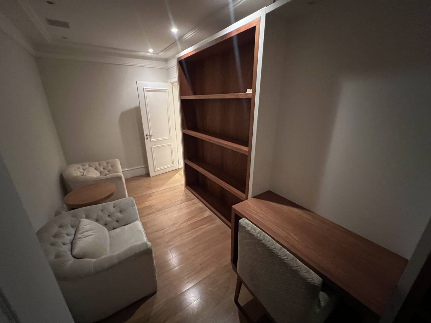 Cobertura duplex à venda em São Paulo com 1.170 m², 4 suítes, piscina privativa e 10 vagas