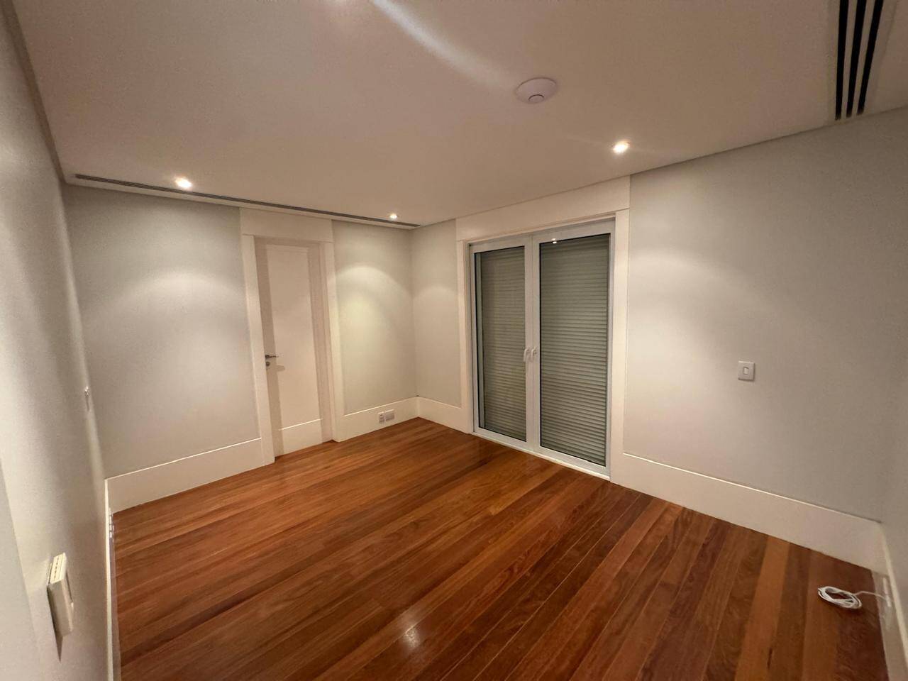 Casa à venda no Residencial Zero com projeto João Armentano e lazer completo