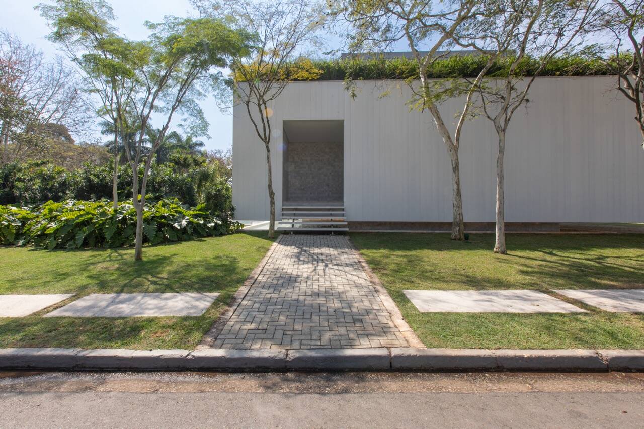 Casa Float à venda em Alphaville | Arquitetura de Sérgio Sampaio