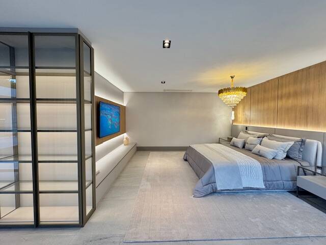 Casa à venda com 1.469 m², 6 suítes, rooftop e cinema privativo em Alphaville