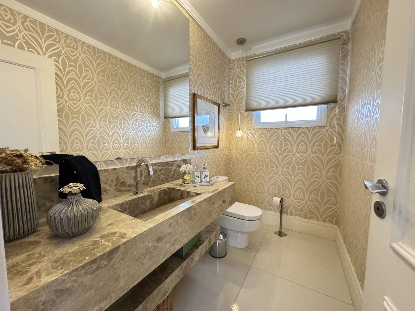 Casa neo-clássica à venda no Villa Solaia Alphaville | Elegância e conforto