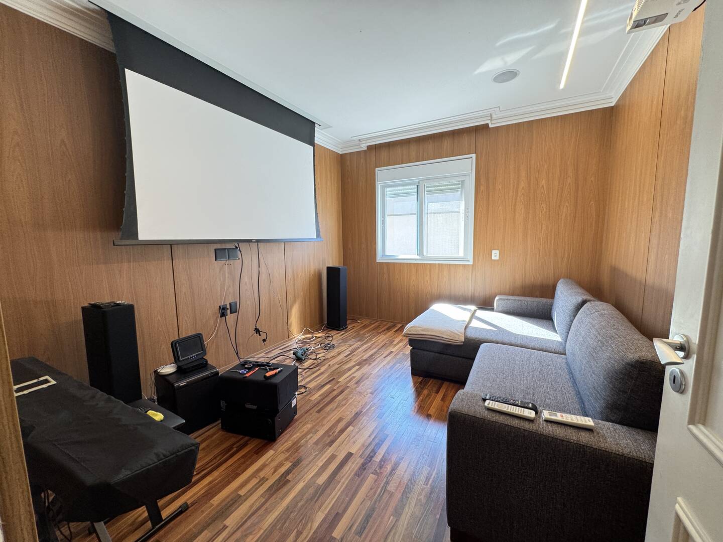 Casa neo-clássica à venda no Villa Solaia Alphaville | Elegância e conforto