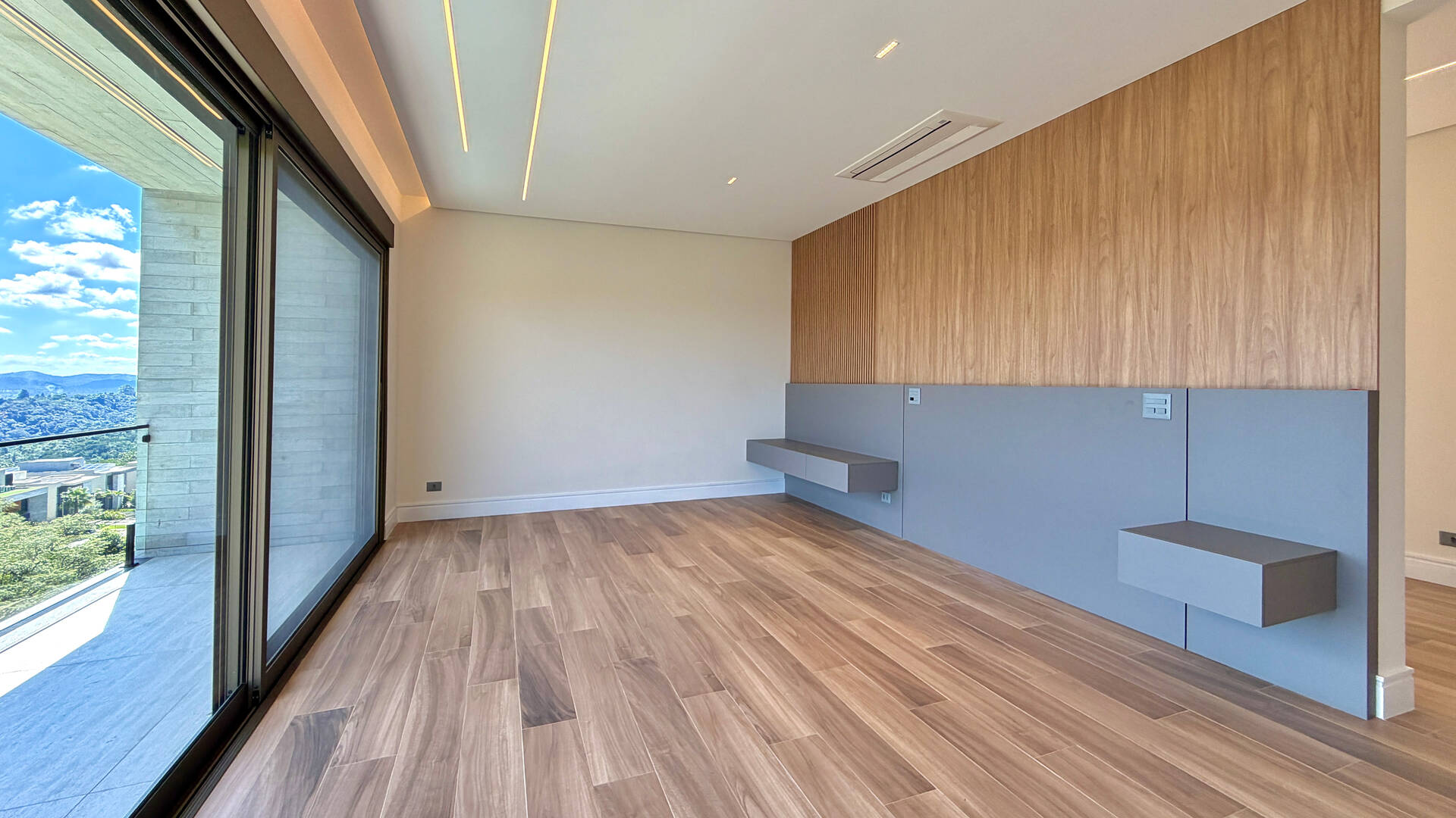 Casa com rooftop, elevador e vista permanente para a reserva à venda em Alphaville