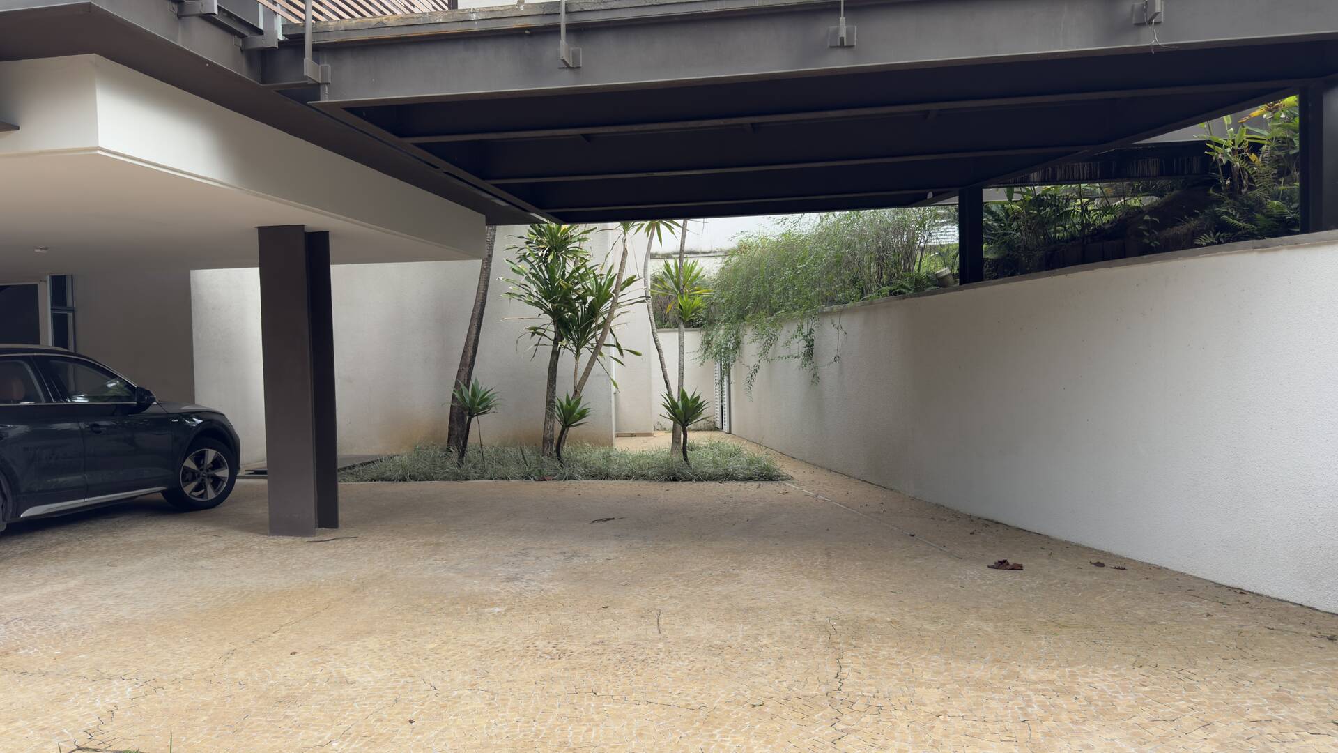 Casa contemporânea sustentável à venda residencial Melville | 4 suítes, elevador e automação