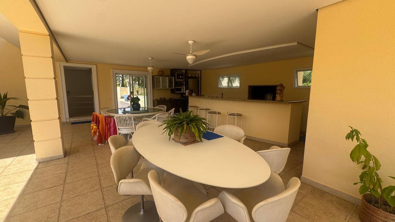 Casa com 5.700m² de terreno no Residencial Tamboré 1