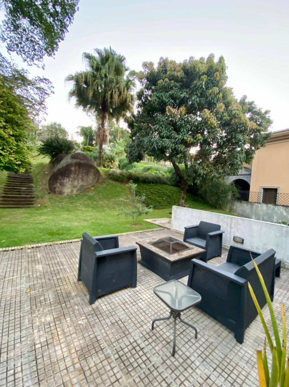 Casa Tamboré 1 - em frente ao lago