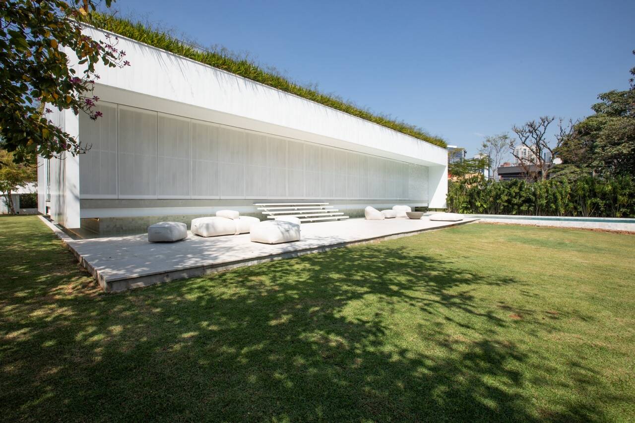 Casa Float à venda em Alphaville | Arquitetura de Sérgio Sampaio