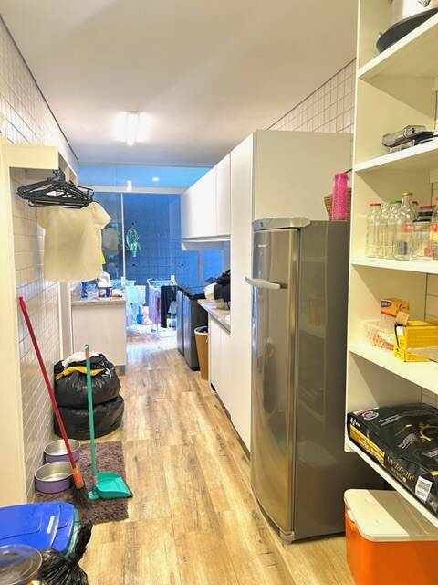 Casa Totalmente Reformada à Venda no Tamboré 1 | 5 Suítes e Ambientes Integrados