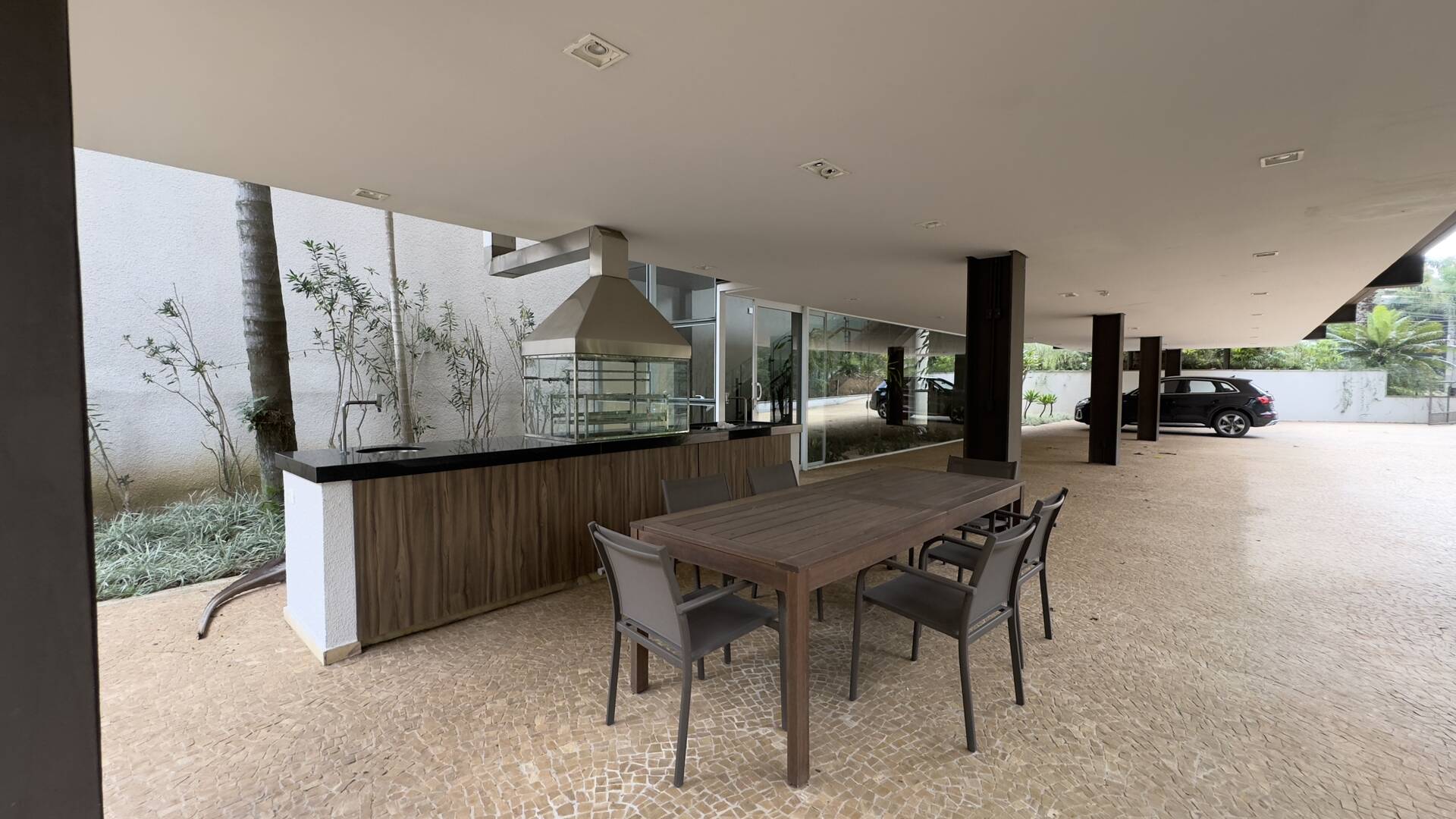 Casa contemporânea sustentável à venda residencial Melville | 4 suítes, elevador e automação