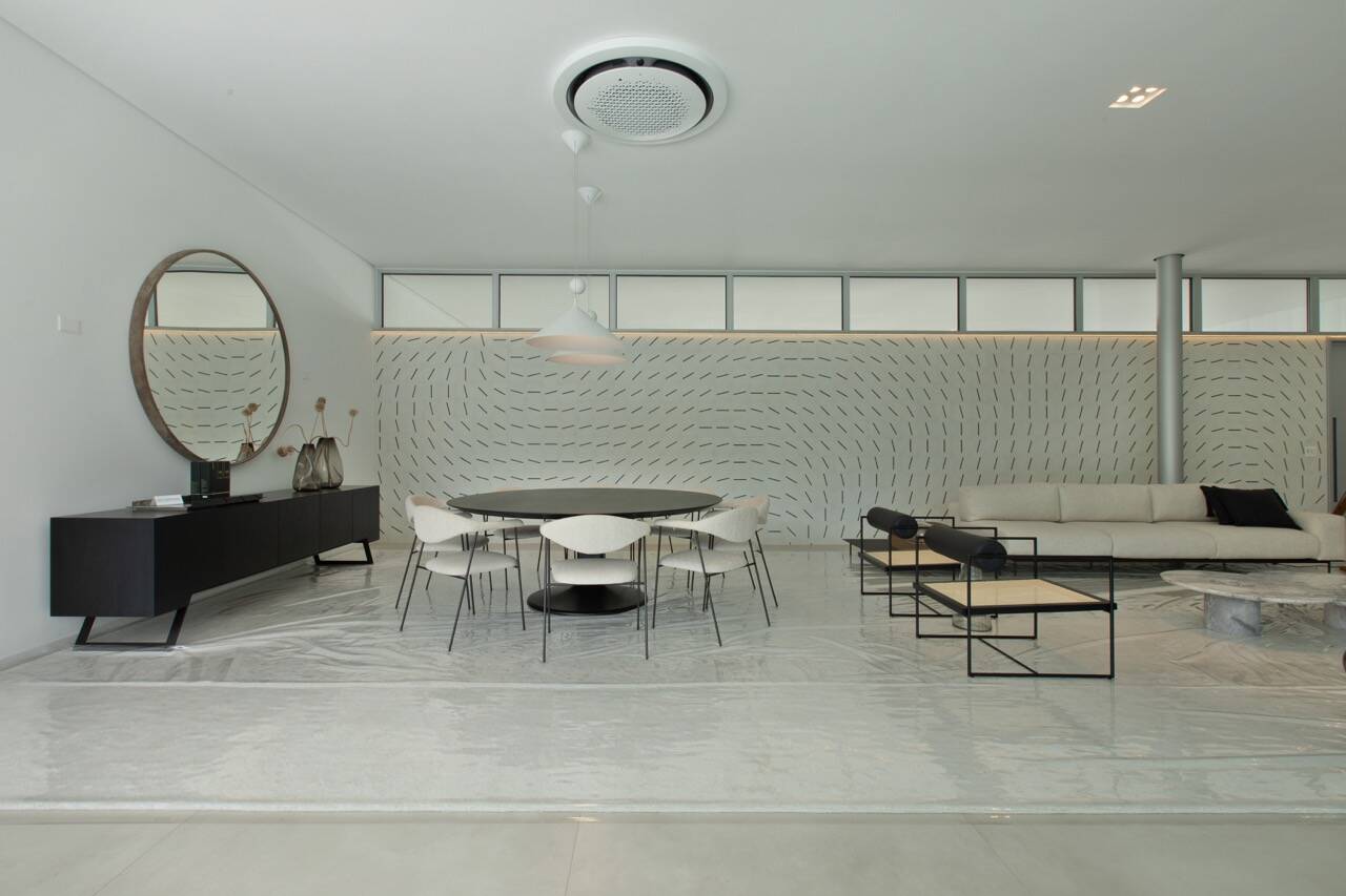 Casa Float à venda em Alphaville | Arquitetura de Sérgio Sampaio