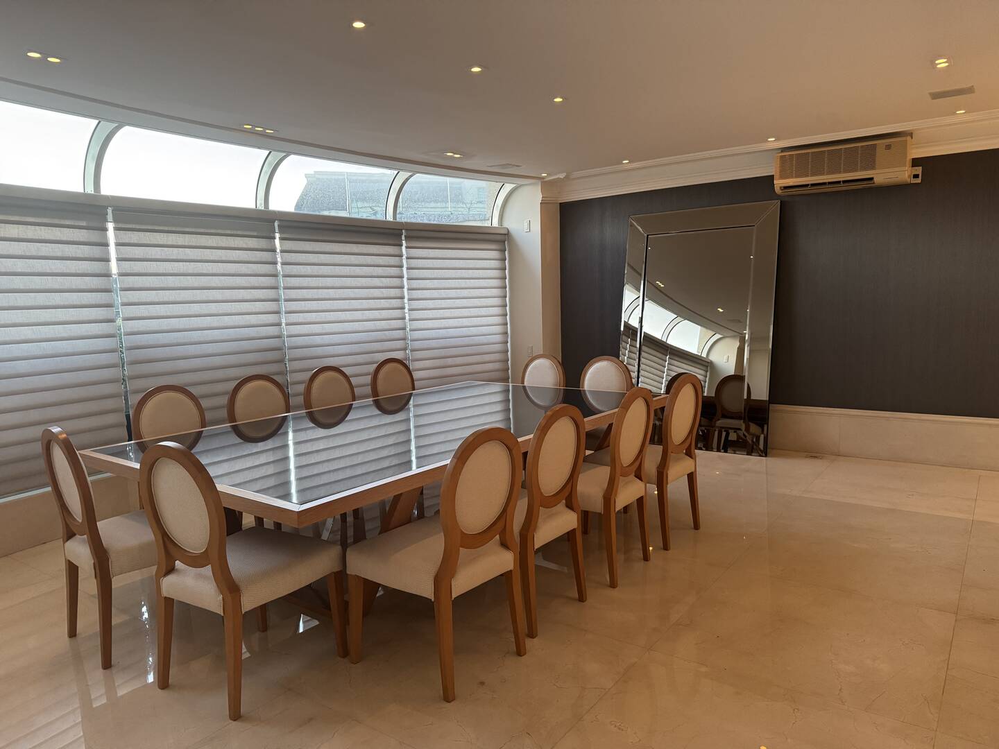 Cobertura duplex à venda em São Paulo com 1.170 m², 4 suítes, piscina privativa e 10 vagas