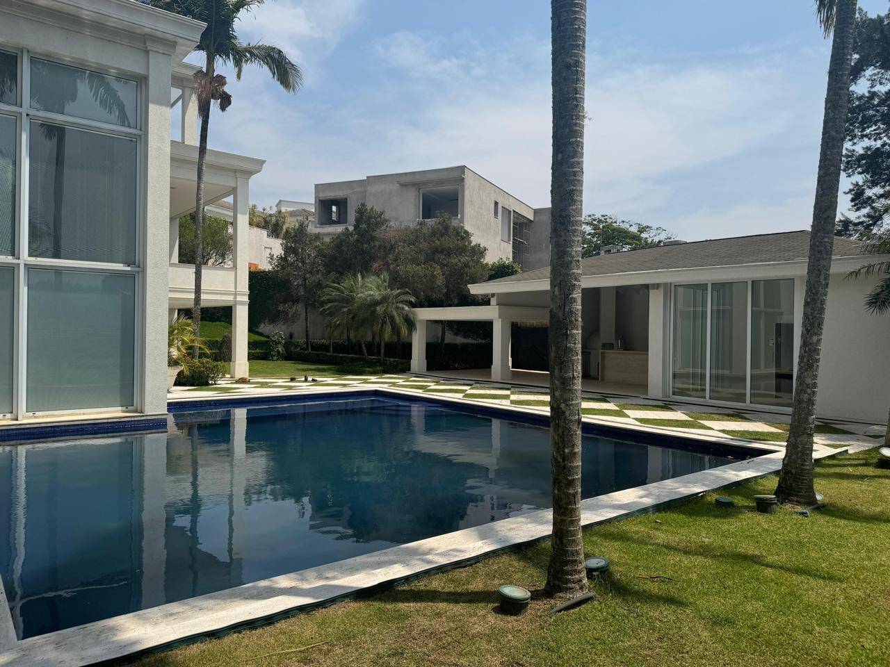 Casa à venda no Residencial Zero com projeto João Armentano e lazer completo