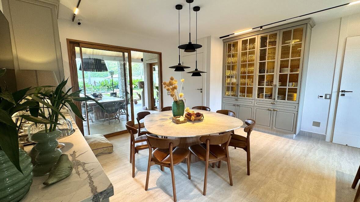 Casa térrea com vista permanente para a reserva à venda no Tamboré 10, Alphaville