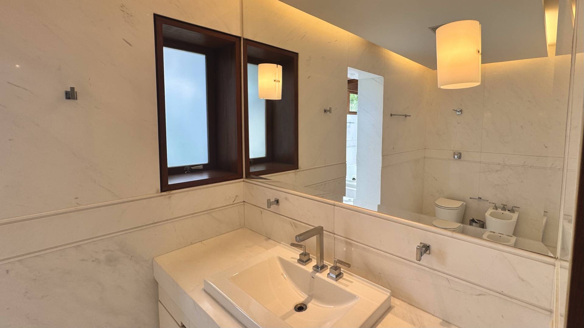 Casa com 6.300m² de terreno privativo - Residencial Tamboré 1