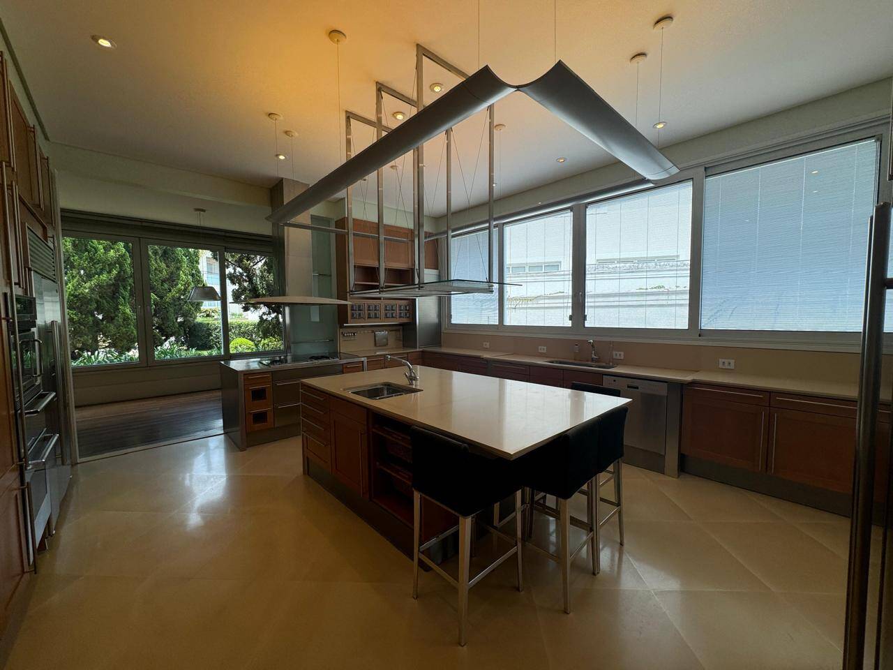 Casa à venda no Residencial Zero com projeto João Armentano e lazer completo
