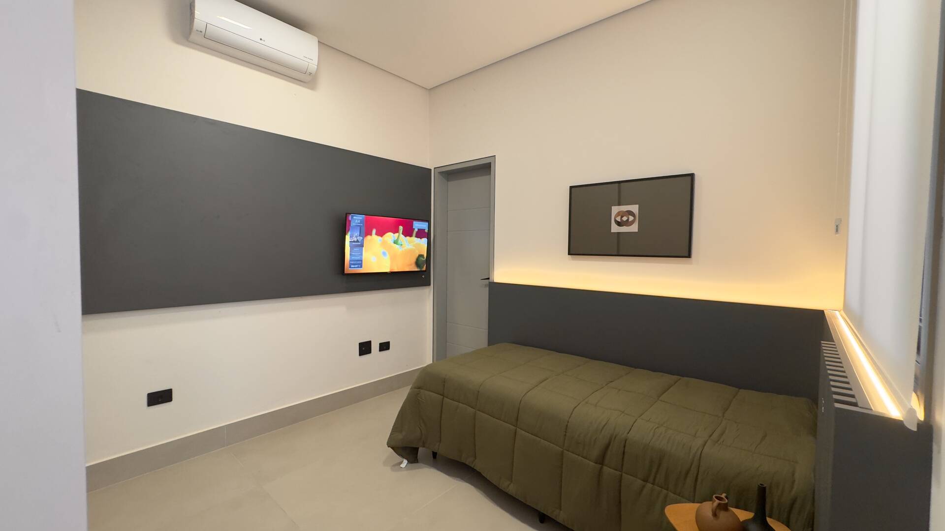 Casa à venda no Tamboré 2 com 1.800 m², 6 suítes e rooftop de 450 m²