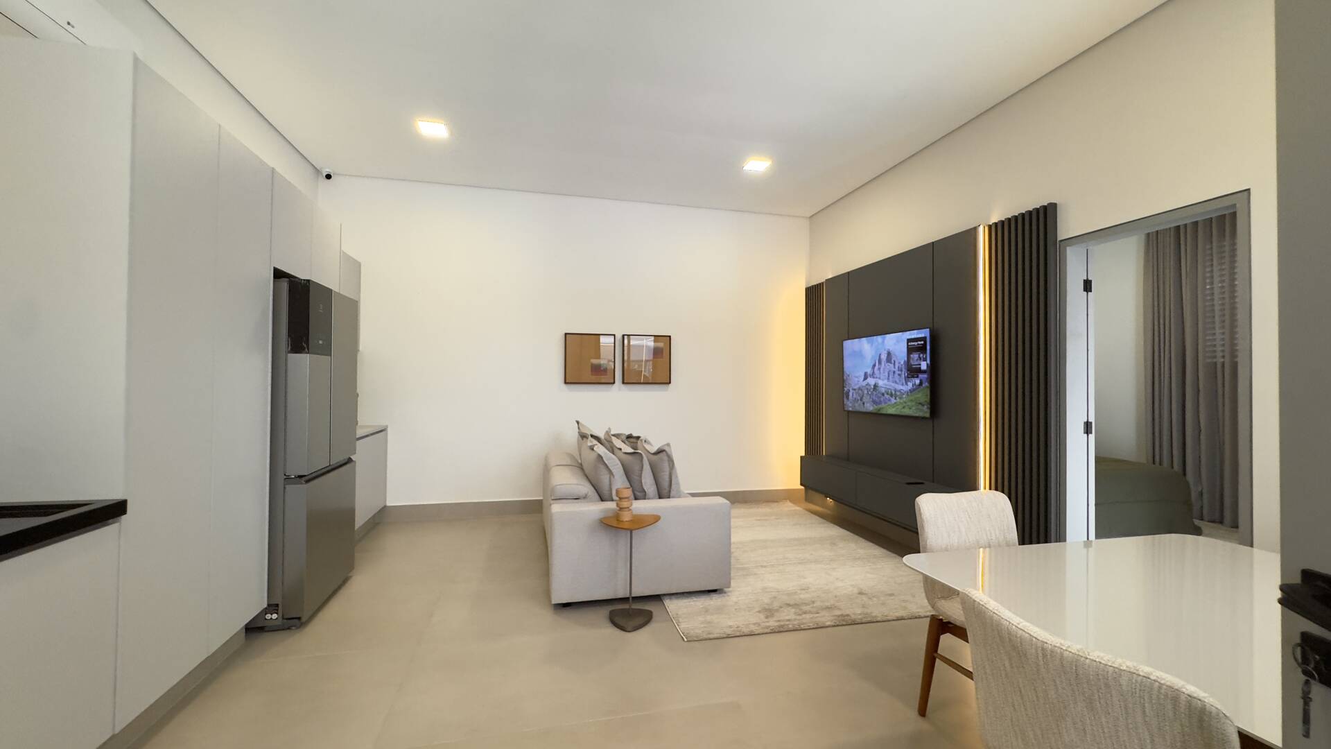 Casa à venda no Tamboré 2 com 1.800 m², 6 suítes e rooftop de 450 m²
