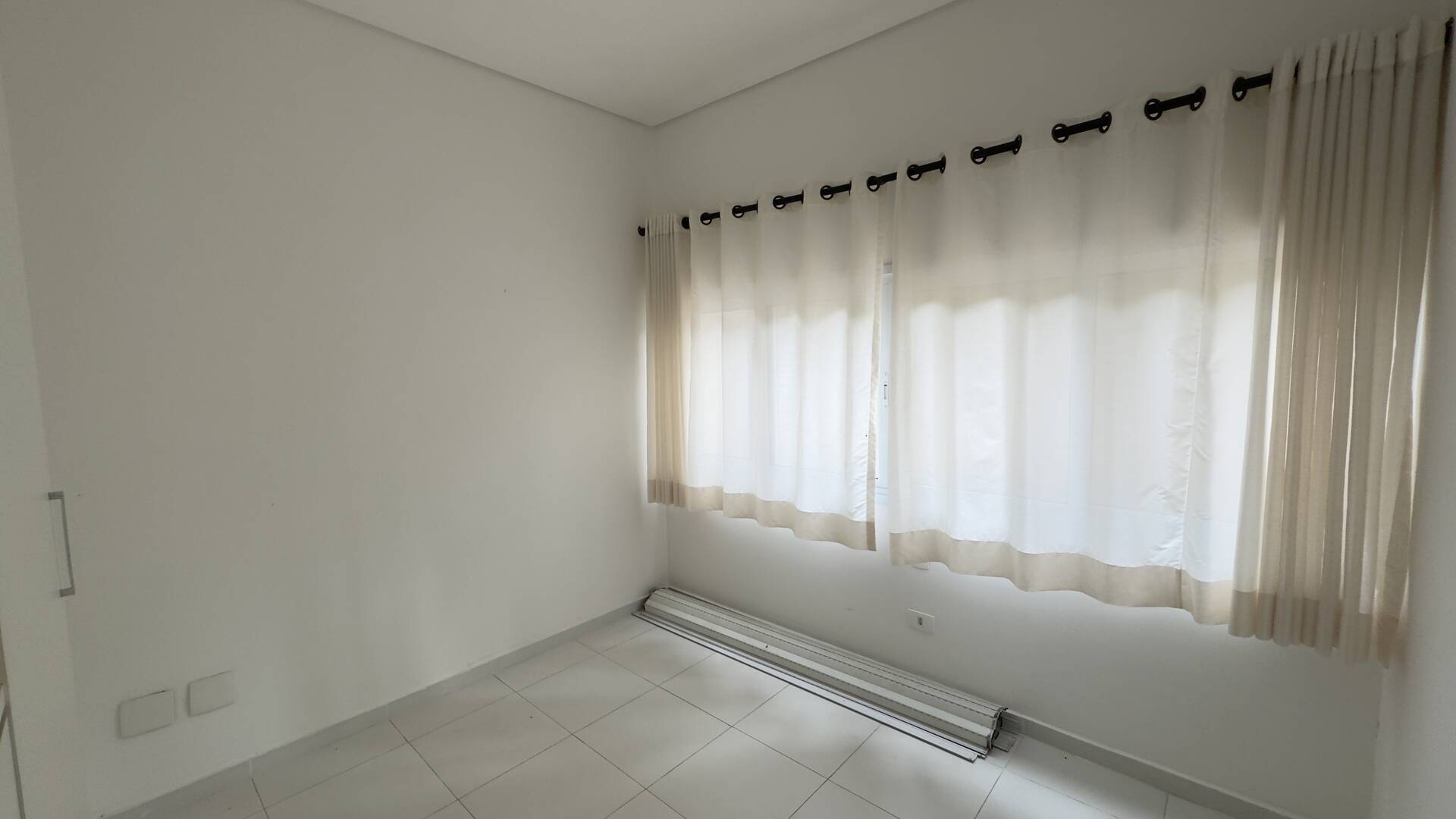 Casa contemporânea sustentável à venda residencial Melville | 4 suítes, elevador e automação