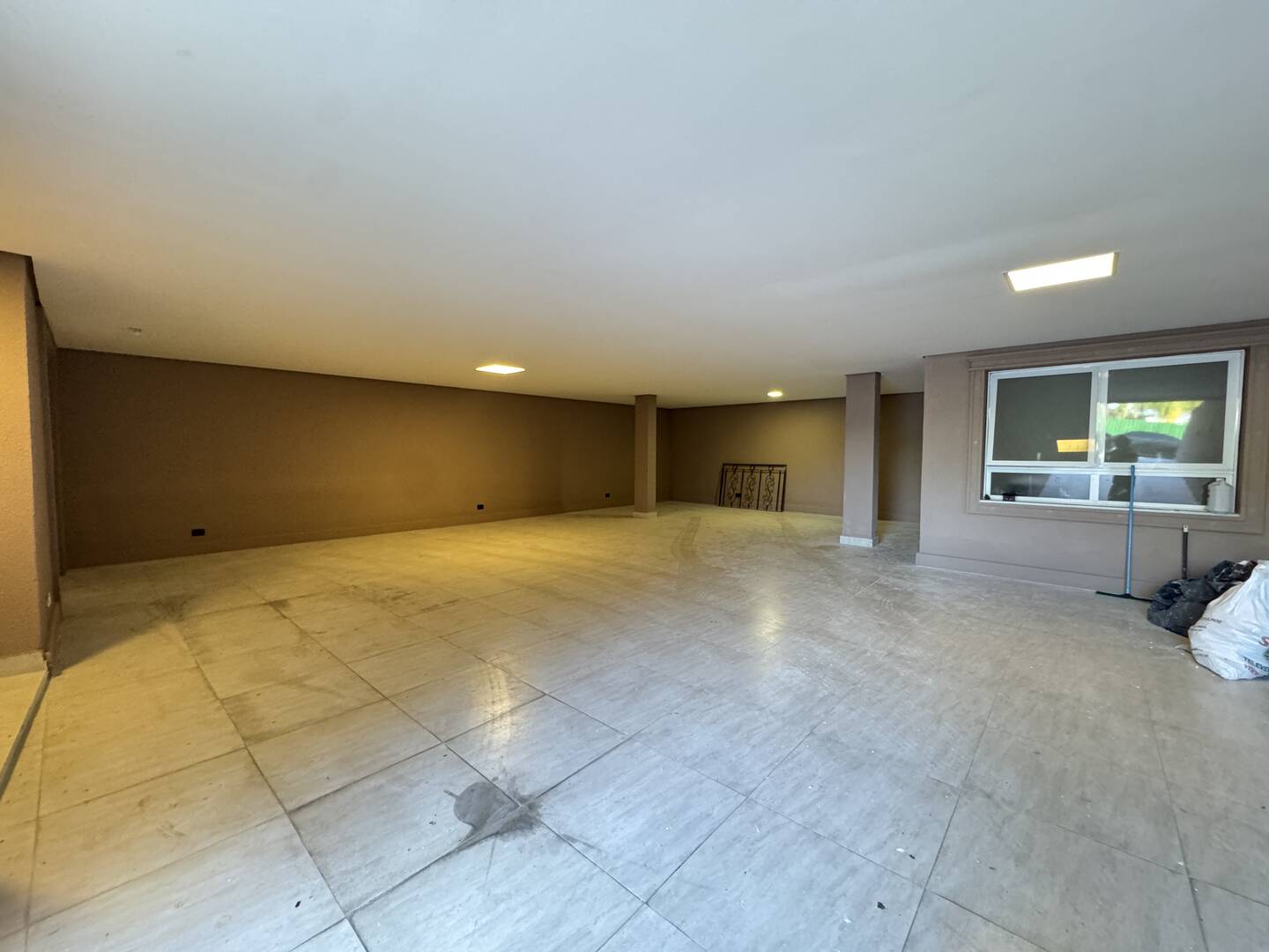 Casa neo-clássica à venda no Villa Solaia Alphaville | Elegância e conforto