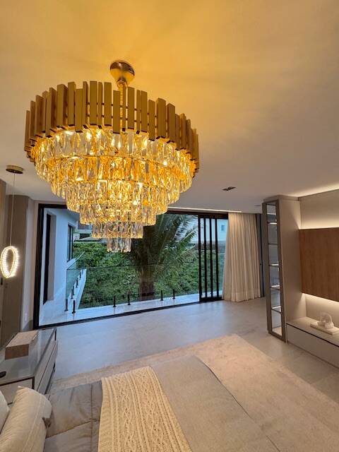 Casa à venda com 1.469 m², 6 suítes, rooftop e cinema privativo em Alphaville